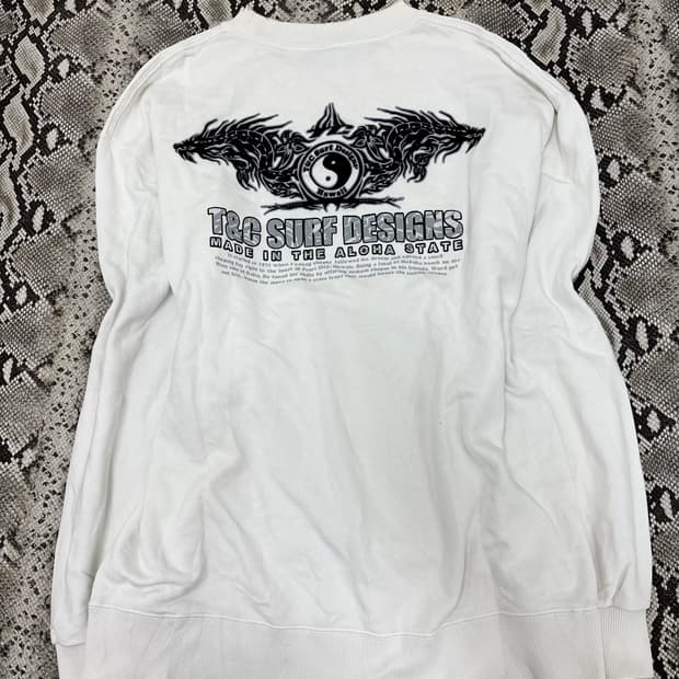 “T&C Surf” Dragon Print White Sleeve