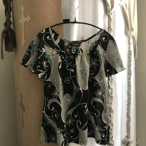 vintage pattern top
