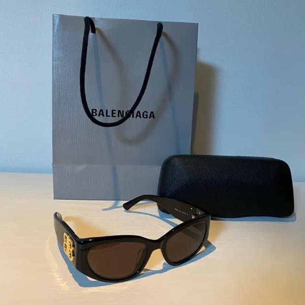발렌시아가 선글라스