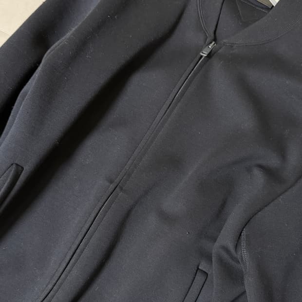 프라다 집업 자켓