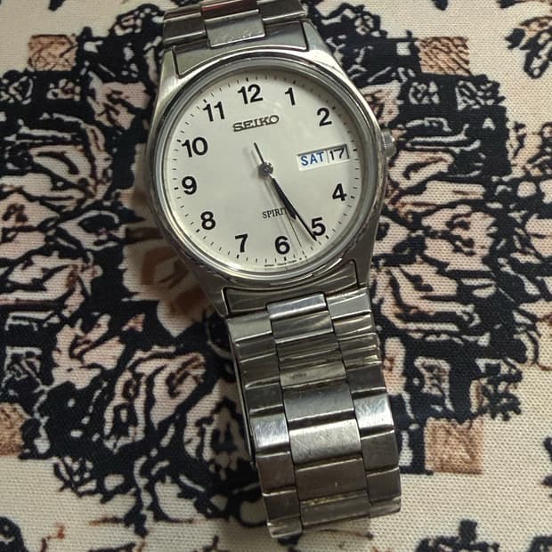 SEIKO 빈티지 쿼츠 시계