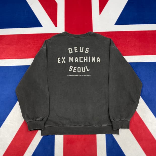 데우스 엑스마키나 서울 맨투맨 XL