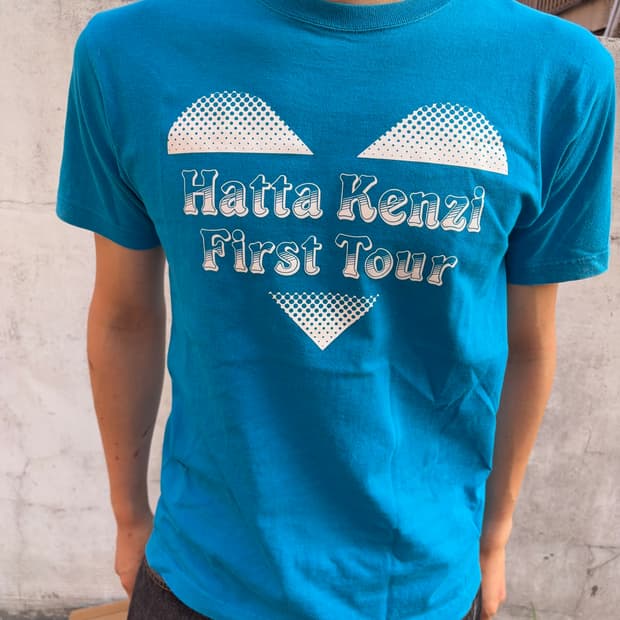 Hatta kenzi first tour tee