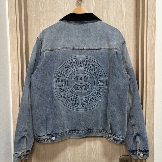 23FW)리바이스X스투시 프리미엄 트러커자켓L/105