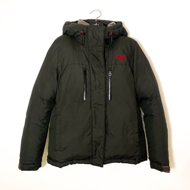 GUESS 오리털 패딩 S 캠핑 아웃도어