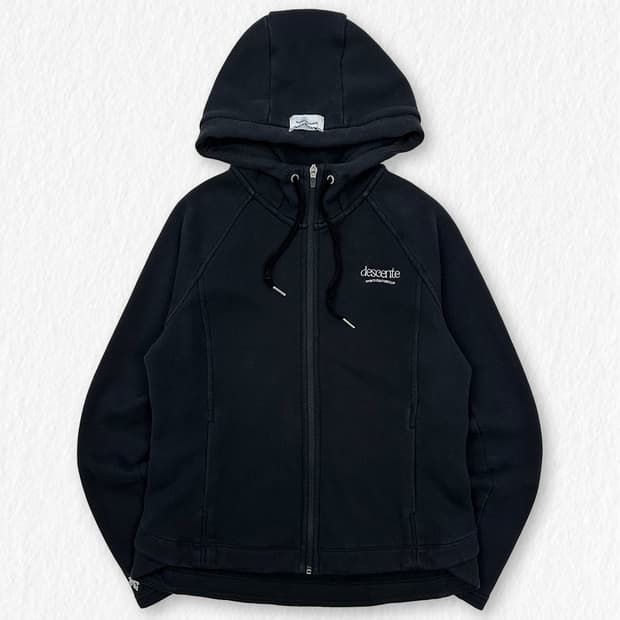 데상트 기모 후드집업 블랙