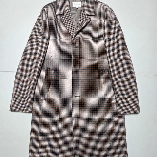 클럽모나코 하우드투스 울코트 판매합니다.