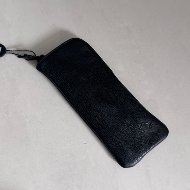 CROSS PATCH CASE 지퍼 크로스 패치 케이스