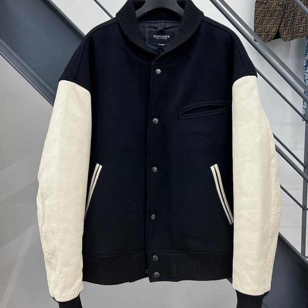 이스트로그 24FW 블랙 멜턴 스타디움 자켓