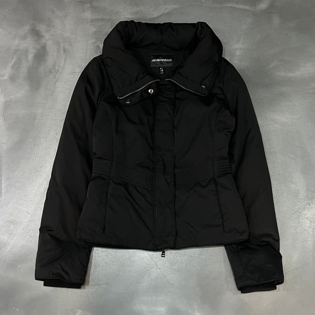  엠포리오 아르마니 패디드 자켓 y15597