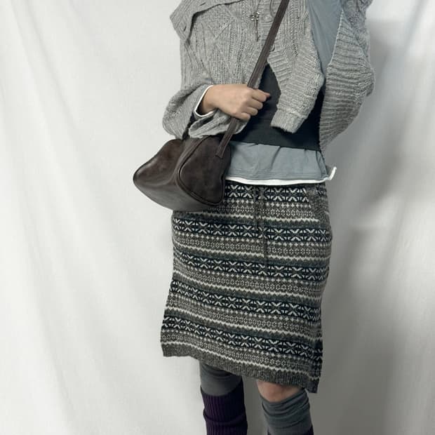 노르딕 패턴 니트 스커트
