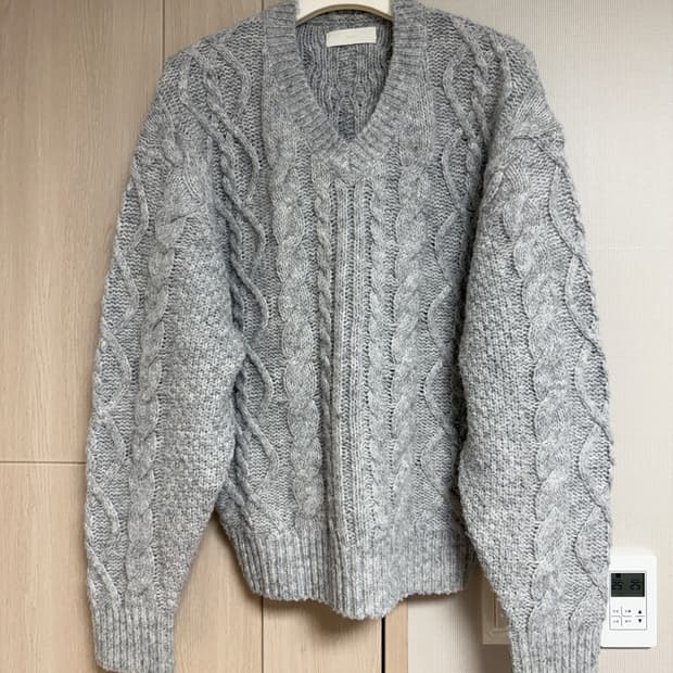 미나브 청키울 케이블 브이넥 니트 L