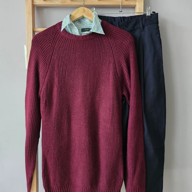 버건디 니트 스웨터 