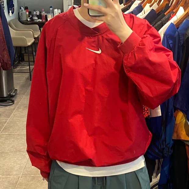 [NO.9] Nike 웜업 레드