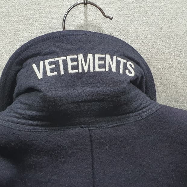 베트멍 넥 자수 오버핏코트 S사이즈 105정도