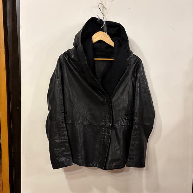 램스킨 후드레더 사선자켓