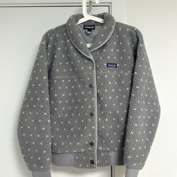 파타고니아 도트 땡땡이 플리스 자켓 그레이