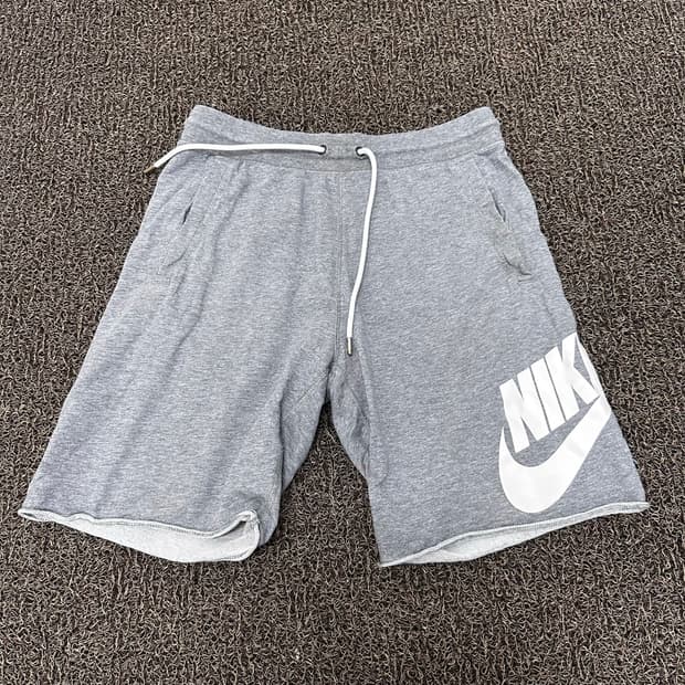NIKE 나이키 스우시 운동복 그레이 M
