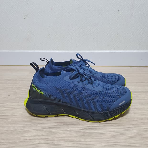 아이더 퀀텀 라이더 트레킹화 260