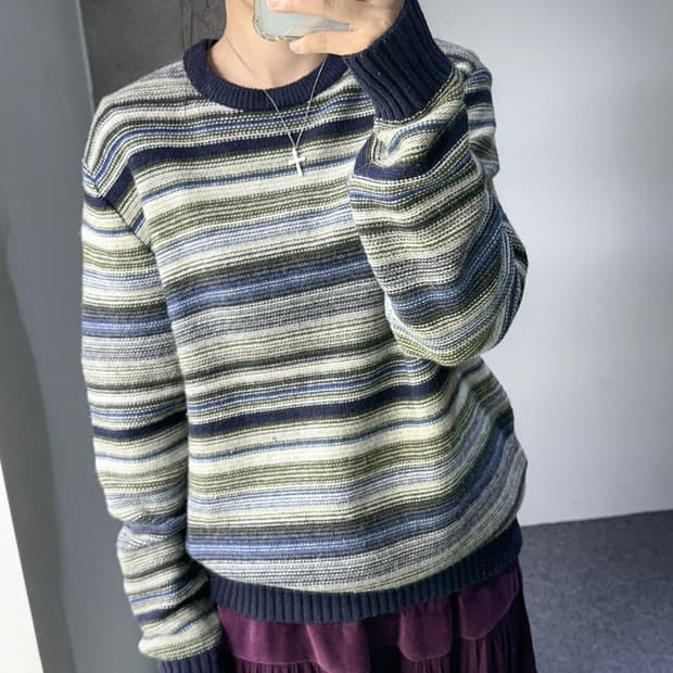 gap blue stripes knit
