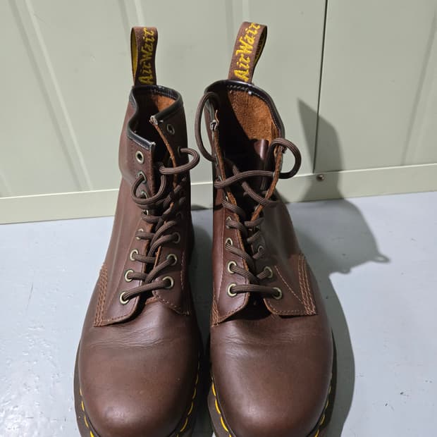 닥터마틴 1460 크레이지 호스 