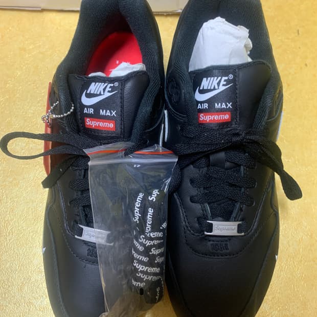 [265] 슈프림 나이키 에어맥스