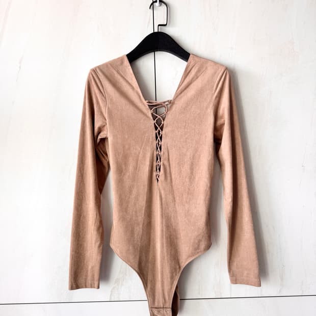 텍있는 새상품 알렉산더 왕 여성 바디수트 Size 4(55사이즈,44가능