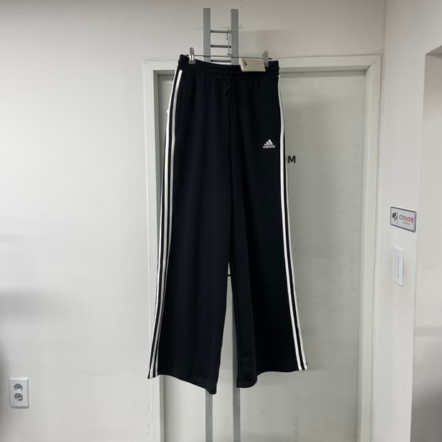 아디다스 트레이닝 와이드 팬츠 새상품 S(W)
