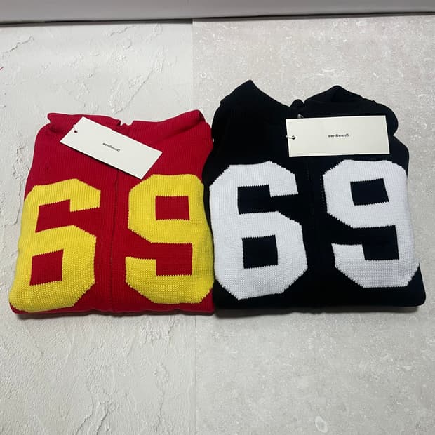 [S] 기마구아스 69 니트 후드집업 블랙/레드
