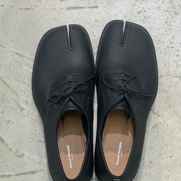 [44]마르지엘라 타비 러버로퍼 블랙