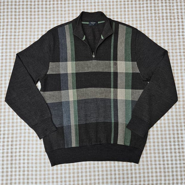 갤럭시 반집업 니트 스웨터 남자100