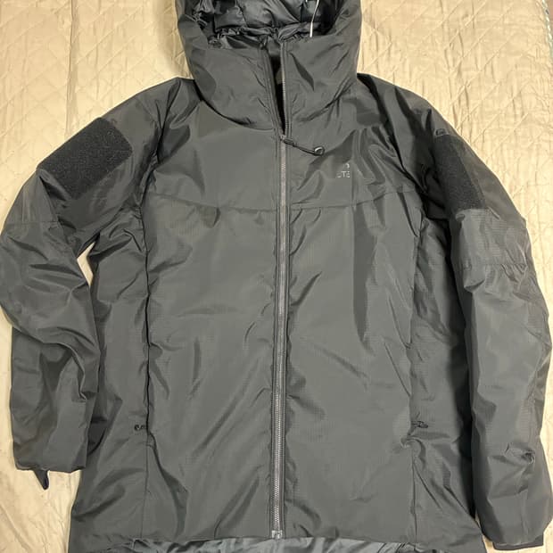 아크테릭스 프로 콜드 WX 후디 LT Gen 2.1 블랙(M)  팝니다