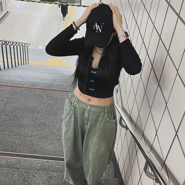 아비더온 볼캡검정(남녀공용)