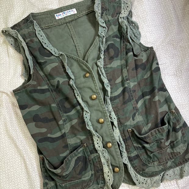 Japanese camo lace vintage vest