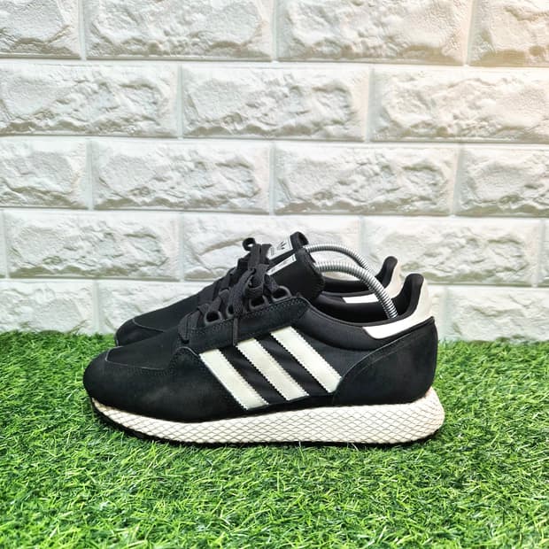 아디다스 포레스트 그로브 코어 런닝화 운동화 270mm