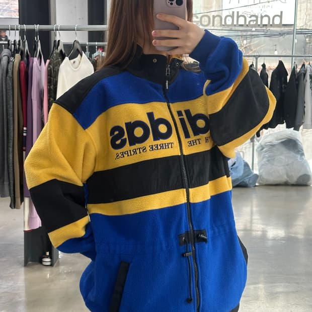 아디다스 80s 올드스쿨 트레포일 폴라텍 점퍼