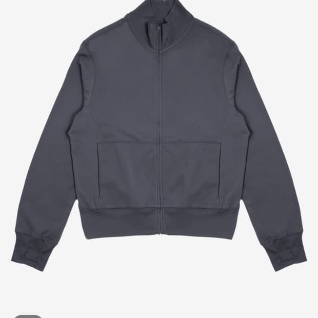 asien 져지 1사이즈 구합니다