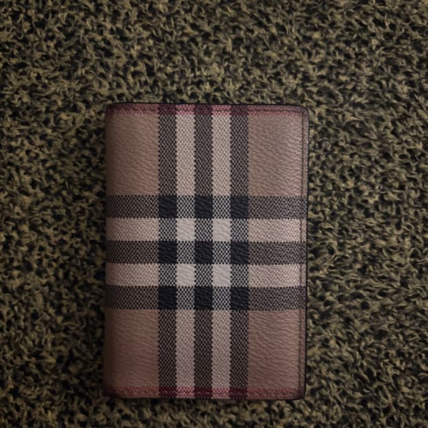 버버리 카드지갑