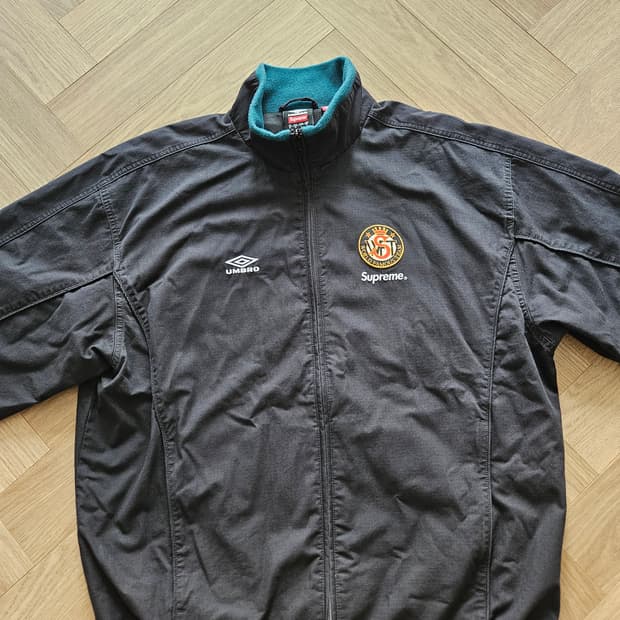 슈프림 x 엄브로 코튼 립스탑 트랙 자켓 블랙 M- 23FW