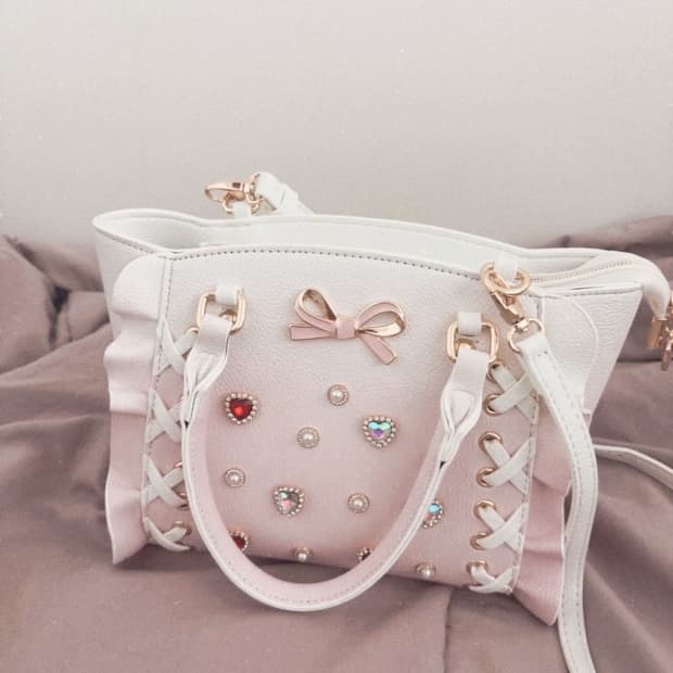 사만사베가 사만사타바사 비쥬사이드레이스업 플래터리본하트 장식 화이트 숄더