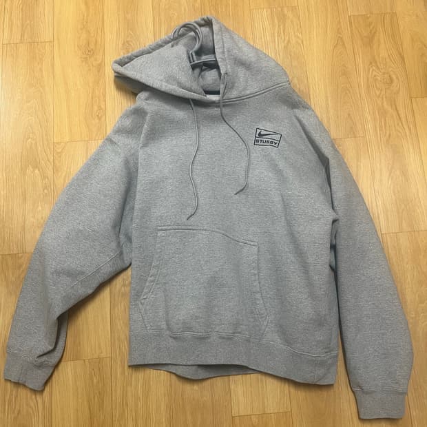 나투시 후드티m