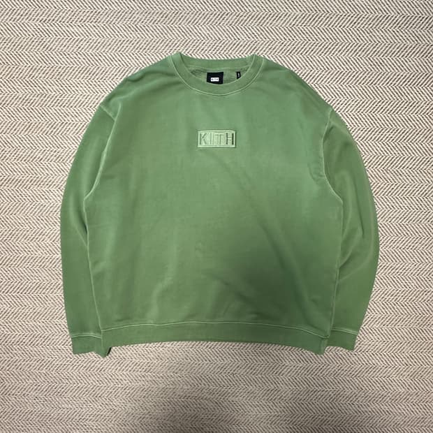 KITH box logo sweatshirt