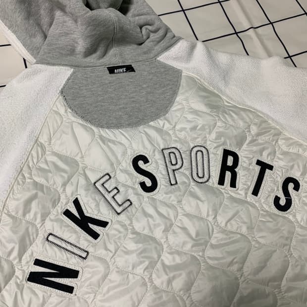 나이키 빅로고 후드티