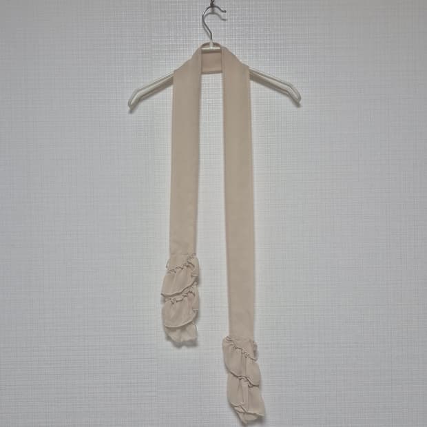 Japanese vintage 프릴 스카프 베이지