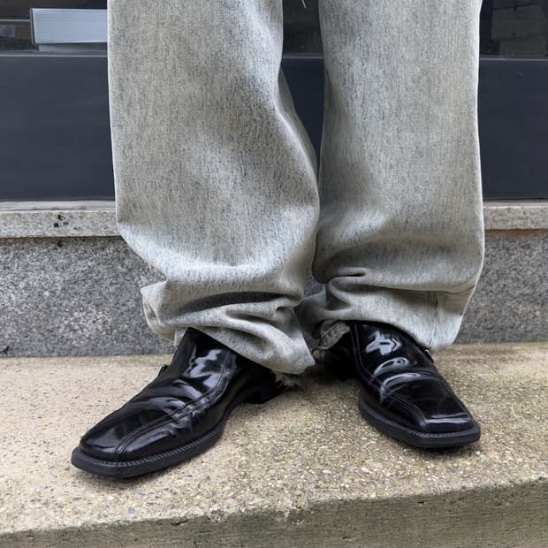 00s 블랙 프라다 스퀘어 토 버클 로퍼 250-260