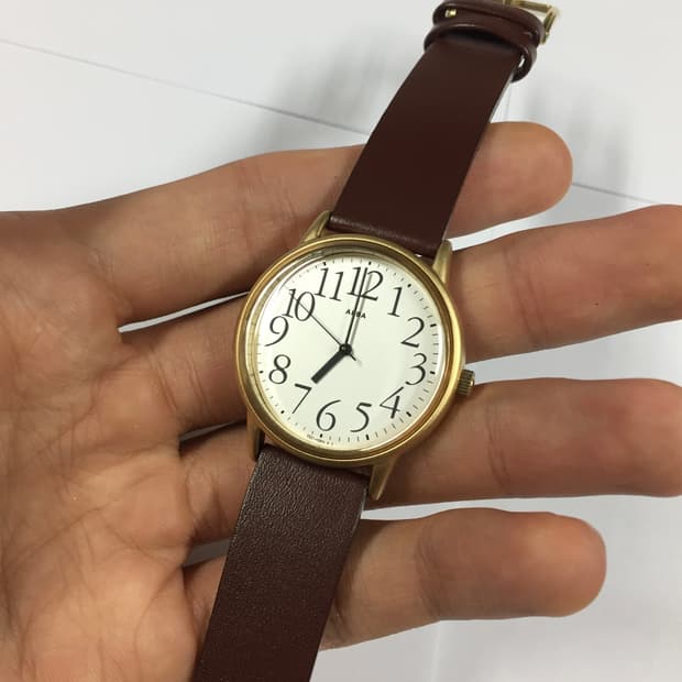 새상품 90s seiko alba arabic quatz gold