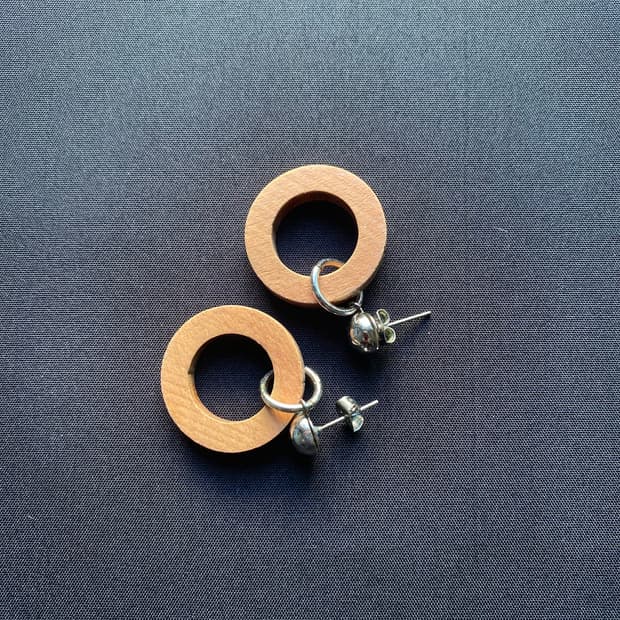 우드 링 귀걸이