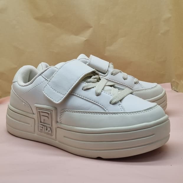 휠라 펑키테니스 여성 운동화 240