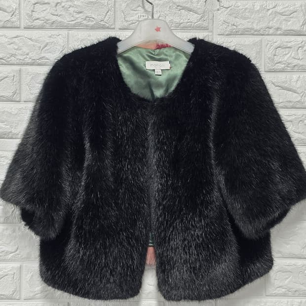 택포// Molliolli 블랙 퍼 자켓 S