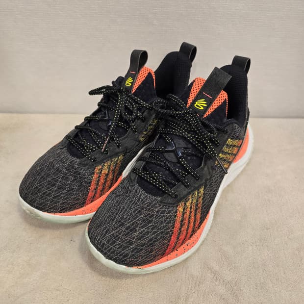 언더아머 커리 10 농구화 275mm